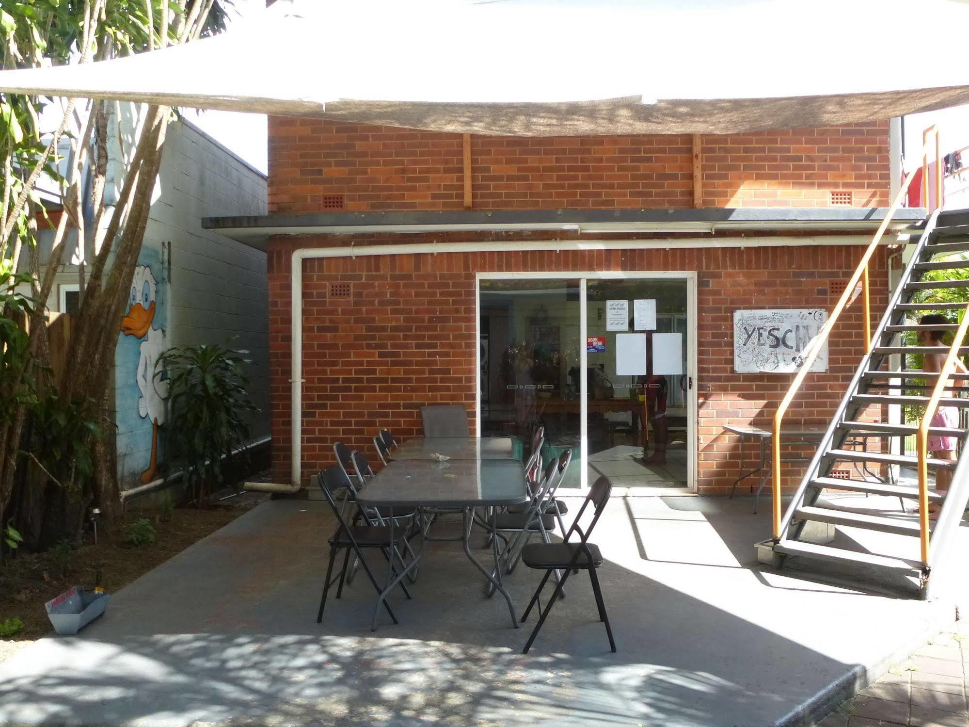 Jungle Hostel 凱恩斯 外观 照片